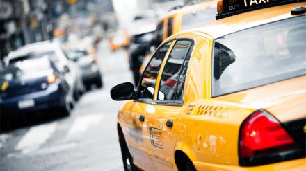 <b>出租车司机拒载绕路处罚金额提高10倍 最高罚2000</b>