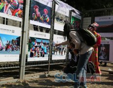 “中国元素·松潘故事”70幅摄影作品 亮相平遥国际摄影展
