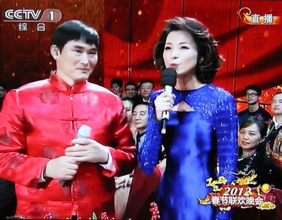 他们都是农村出身，没背景照样大红大紫