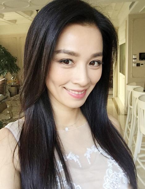 他们都是农村出身，没背景照样大红大紫