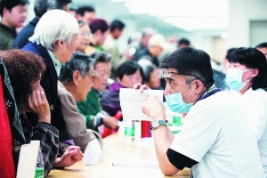 “医联体”的核心是资源共享,让有限的医疗资源发挥最大的效率,来提高整个“医联体”的服务能力和技术水平。CNSPHOTO提供