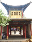 <b>甘肃兰州：建雕塑长廊护百年民居</b>