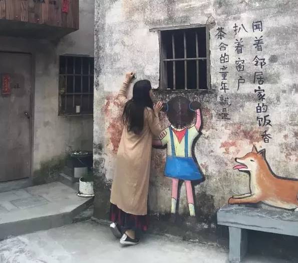 淳安农民花20年布置院子 带动整个村成了杭州网红