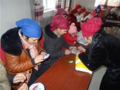 <b>新疆轮台：刺绣培训班拓宽妇女增收致富路</b>