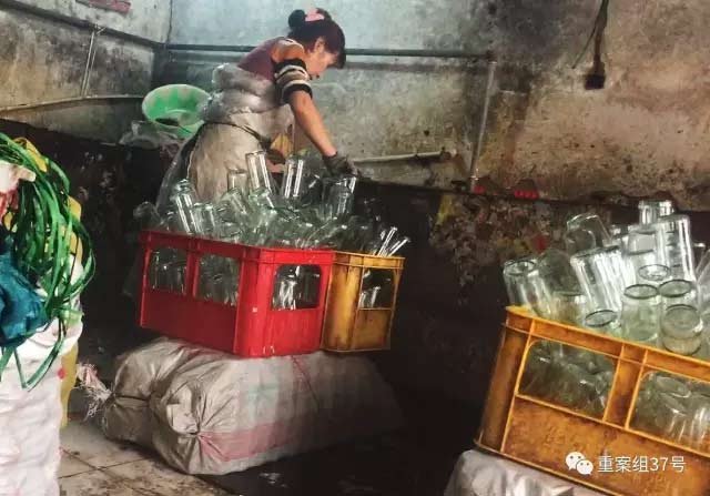 天津独流调料造假窝点聚集 大量假冒调料流向全国