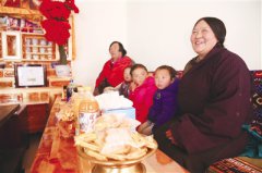 <b>青海久治:从千年游牧走向新城安居</b>