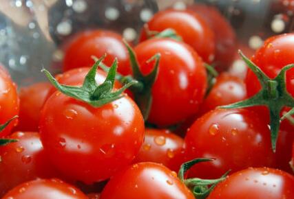 这六种食物让你的眼睛亮起来