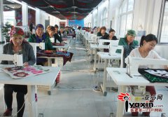 新疆额敏县：万名妇女靠“美丽事业”“绣”出锦绣“钱”程