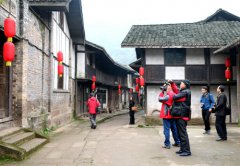 四川泸州纳溪区：摄协采风走进天仙 助力乡村旅游发展