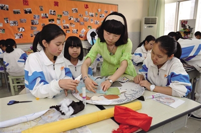 破解民生“九难” 狠抓基础教育