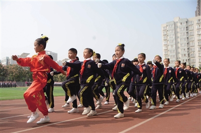 破解民生“九难” 狠抓基础教育