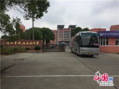 <b>江苏兴化：运管部门全力做好乡镇高考学生运输保障</b>