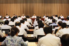 围绕农业供给侧结构性改革做好下半年农业农村经济工作