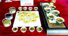 安徽：新洲乡村休闲美食擂台赛城楼寨开幕