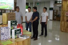 山东省：五莲县来我县考察学习电商工作