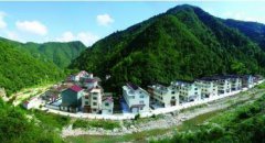 <b>浙江：莲都区一亩地拿两份钱 丽水农民为啥能收益大增</b>