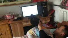 <b>济南:从贫困户变乡村名人 残疾小伙键盘上敲出脱贫路</b>