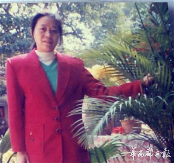 <b>曹琼蓉：南充高坪女能人带领全村打响脱贫攻坚战</b>