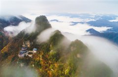 <b>陕西南宫山国家森林公园云雾缭绕</b>