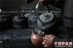 <b>千年古镇老茶馆 品味悠闲慢时光</b>