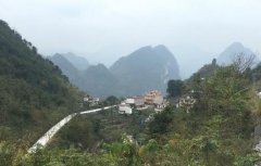 <b>探访广西大石山区：“天路”架通农家致富桥</b>