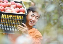 <b>人民日报年末特别策划：2017看过来 掷地有声好政策</b>