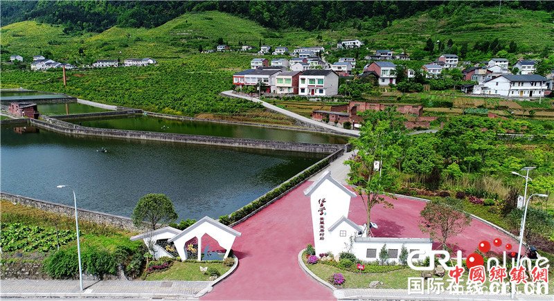 已过审【区县联动】【万盛】万盛青年镇：乡村振兴战略加快美丽乡村建设【区县联动】万盛青年镇加快美丽乡村建设