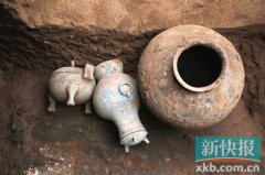 <b>陕西考古发现2000多年前秦国古酒</b>
