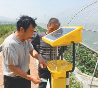 <b>人民日报：无锡农民用太阳能灯诱捕害虫 效果良好</b>