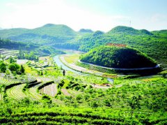 <b>平坝四甲村:从“四差”到“四甲”</b>