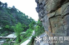 <b>他家屋后有条元代古堰 距今685年 还有水流淌</b>