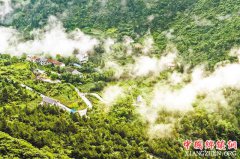 <b>山村水墨画</b>