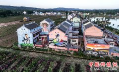 <b>秦岭深处玫瑰小镇 美了田园富了乡亲</b>