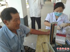 <b>安徽：凤阳县人民医院到东陵敬老院开展“爱心系五保 义诊暖夕阳”活动</b>