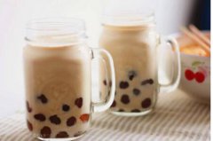 <b>时髦奶茶里的健康隐患</b>