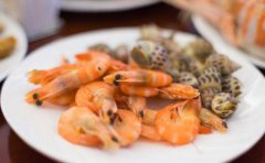 <b>夏天吃海鲜防三大隐患</b>