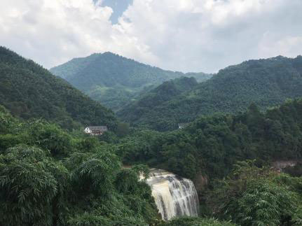 赤水：守好两个底线 全国首批脱贫