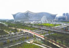 <b>锦城绿道首座大桥完工</b>