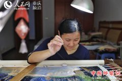 <b>“三峡绣娘”石胜兰：非遗遇寒，守望花开</b>
