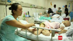 <b>少女患急性白血病 东拼西凑1万元救命钱被偷</b>