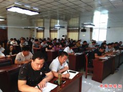 <b>安徽龙扬镇：举行“微型党课”巡讲暨“万堂党课进基层”报告会</b>