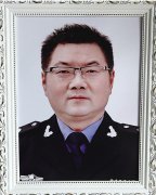 <b>重庆忠县“节俭哥”杨骅生命定格扶贫一线</b>