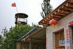 <b>持“枪”入沙地：治沙劳模王银吉</b>