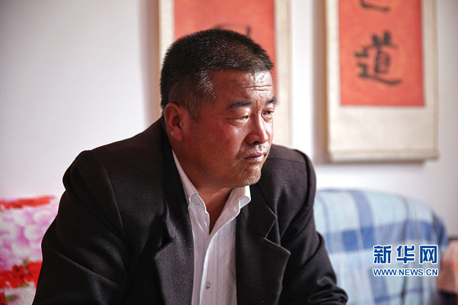 持“枪”入沙地:治沙劳模王银吉