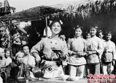 <b>黄婉秋：一家三代“刘三姐”</b>