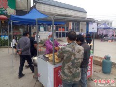 陕西莲花寺镇：规范市场秩序  迎接创国卫复审工作