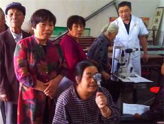 山东： “国庆节”下基层“送光明”不停歇