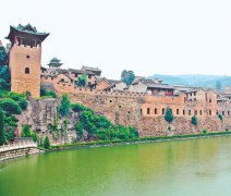 山西湘峪村：沁水湘峪 碧水古堡两相宜
