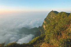 <b>钟灵毓秀的四川给了全世界一个“诗仙”</b>