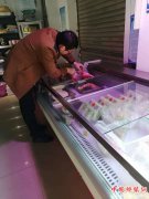 <b>陕西莲花寺镇：严防严控非洲猪瘟  确保群众舌尖上的安全</b>